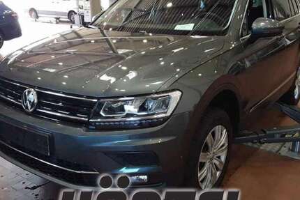 VW Tiguan 67.600 km 22.500 &euro; Osnabrück 49084