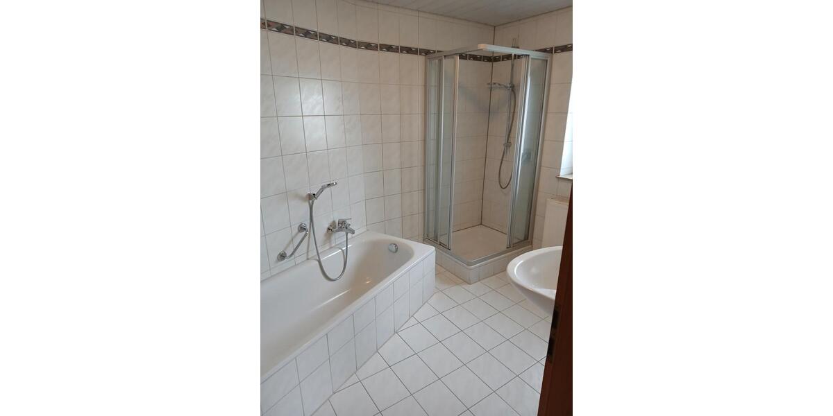 Etagenwohnung Ertingen - 3 Zimmer, 90 m&sup2;, 259.000&euro; | Angebot:26323229