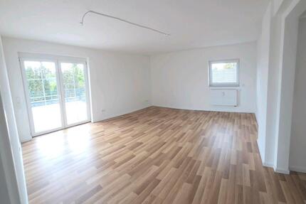 Haus Sankt Augustin - 3 Zimmer, 98 m&sup2;, 1.350&euro; | Angebot:27607373
