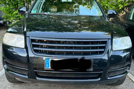 VW Touareg 222.000 km 4.699 &euro; Frankfurt am Main 65936