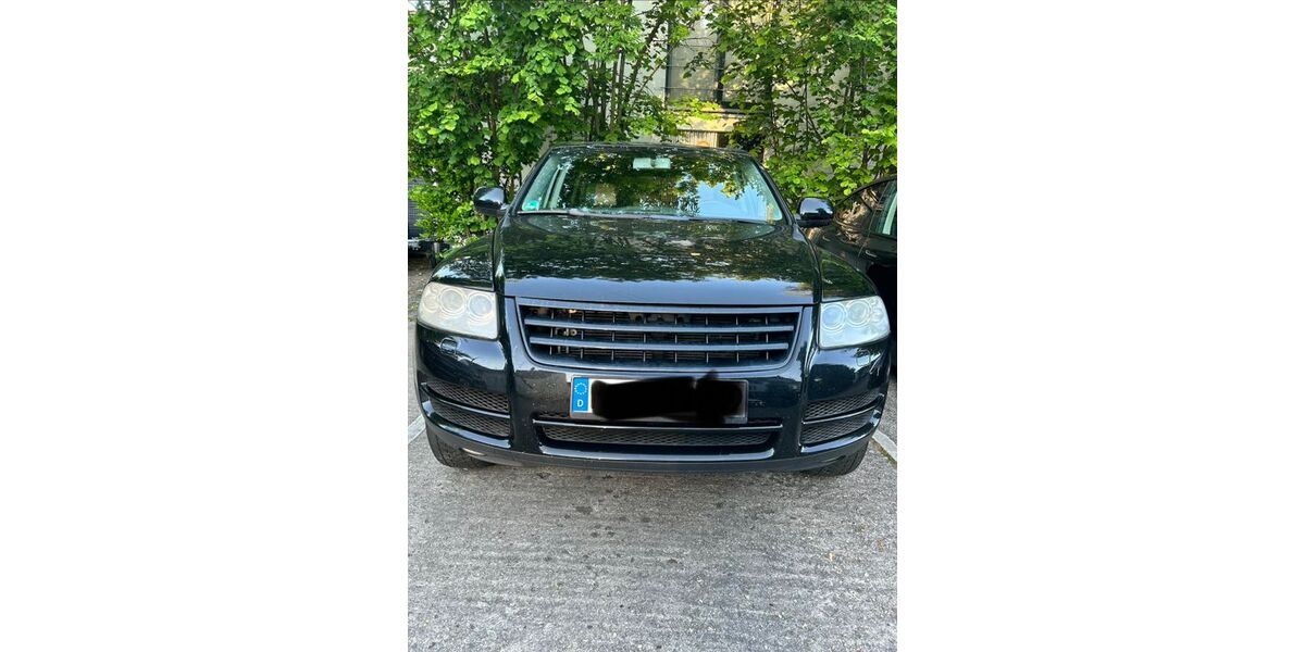 VW Touareg 222.000 km 4.699 &euro; Frankfurt am Main 65936