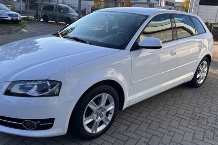 Audi A3 168.000 km 6.990 € Freiburg im Breisgau 79108