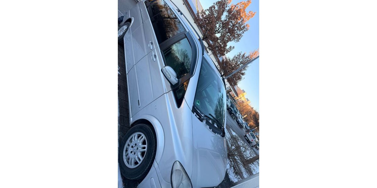 Mercedes-Benz Viano 325.000 km 7.900 &euro; Eningen 72800