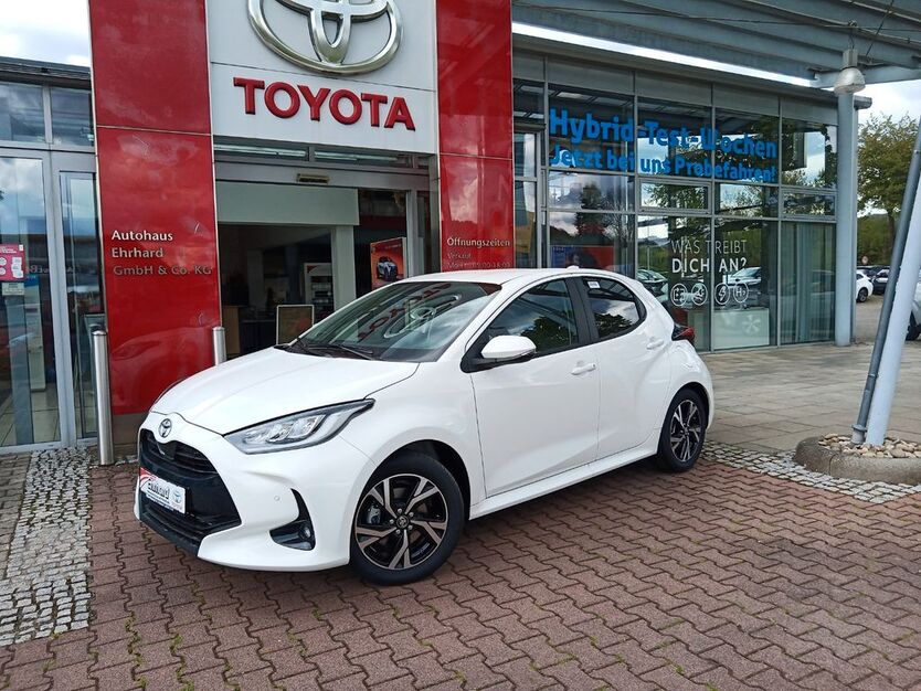 Toyota Yaris 2.490 km 26.190 € Brensbach 64395
