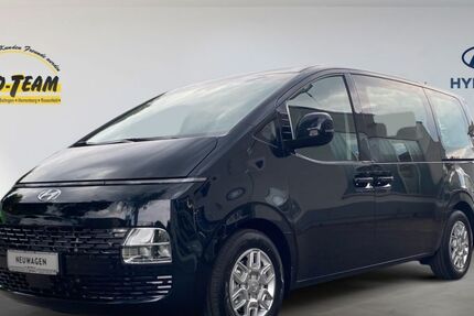Hyundai STARIA 11.400 km 43.900 € Balingen 72336