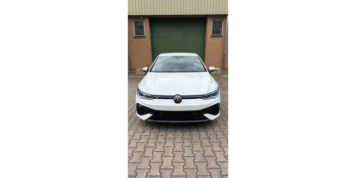 VW Golf 29.200 km 38.999 &euro; Tauberbischofsheim 97941