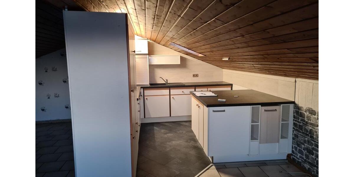 Dachgeschoßwohnung Wettenberg - 2 Zimmer, 55 m&sup2;, 550&euro; | Angebot:25417952