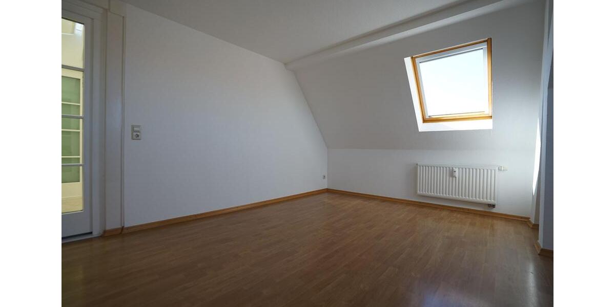 Dachgeschoßwohnung Dresden Cotta - 3 Zimmer, 80 m&sup2;, 1.099&euro; | Angebot:26382767