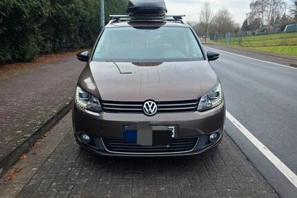 VW Touran 220.000 km 8.300 &euro; Münchwies 66540