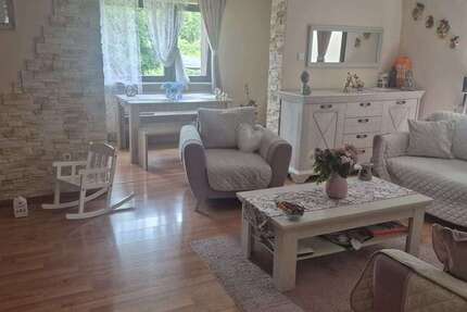 Wohnung Maintal - 4 Zimmer, 94 m&sup2;, 960&euro; | Angebot:26828968