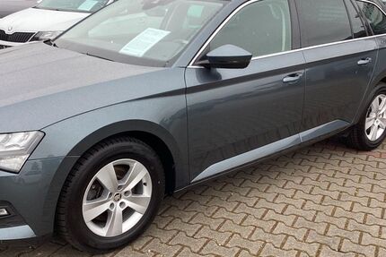 Skoda Superb 160.861 km 15.900 &euro; Kirchhain 35274