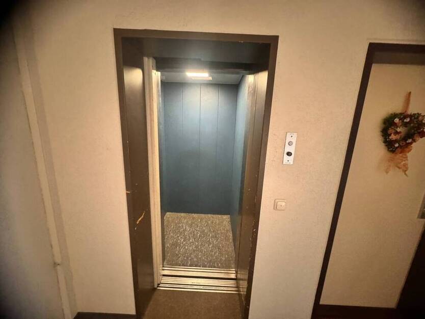4,5-Zi.-Eigentumswohnung mit gr. Balkon und Pkw-Außenstellplatz in Bad Schwartau (Mühlenteich)