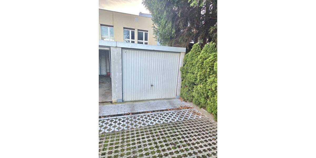 Attraktive 3-Zimmer-Eigentumswohnung mit Balkon und Garage! Ideal für Kapitalanleger! - Erdgeschoßwohnung Limbach-Oberfrohna Oberfrohna | Angebot:24192780