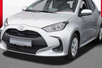 Toyota Yaris 8.474 km 14.989 &euro; Kamen 59174