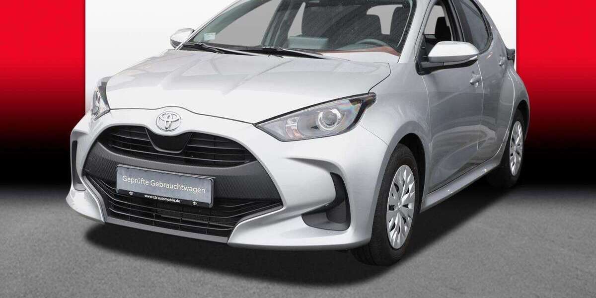 Toyota Yaris 8.474 km 14.989 &euro; Kamen 59174
