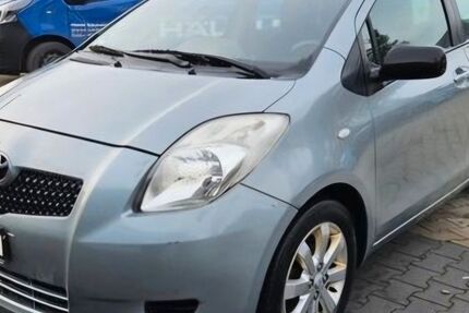Toyota Yaris 140.000 km 2.399 &euro; Löwenberger Land OT Teschendorf 16775