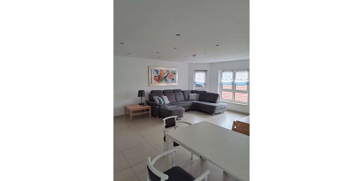 Etagenwohnung Neuenstadt - 5 Zimmer, 130 m&sup2;, 990&euro; | Angebot:26308191