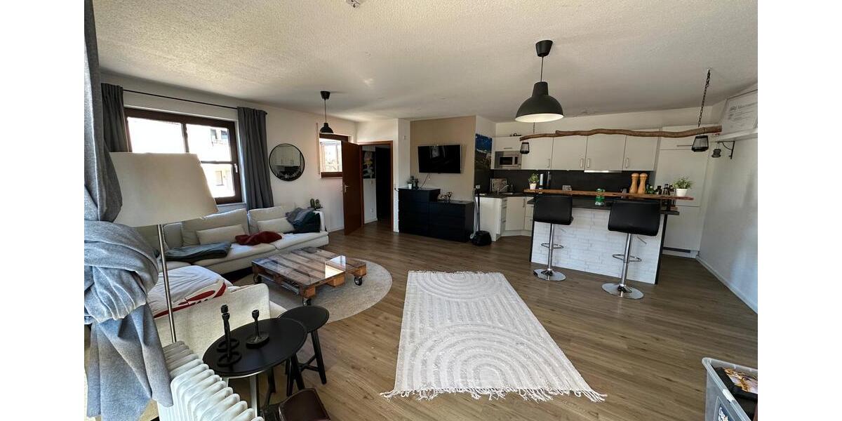 Etagenwohnung Lollar - 3 Zimmer, 75 m&sup2;, 850&euro; | Angebot:26233996