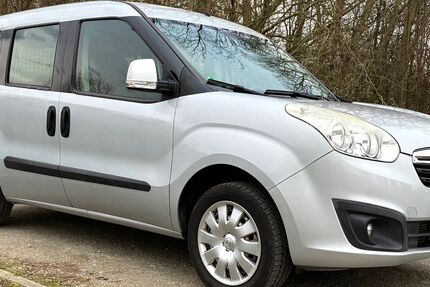 Opel Combo 51.000 km 7.490 &euro; Bremen 28197