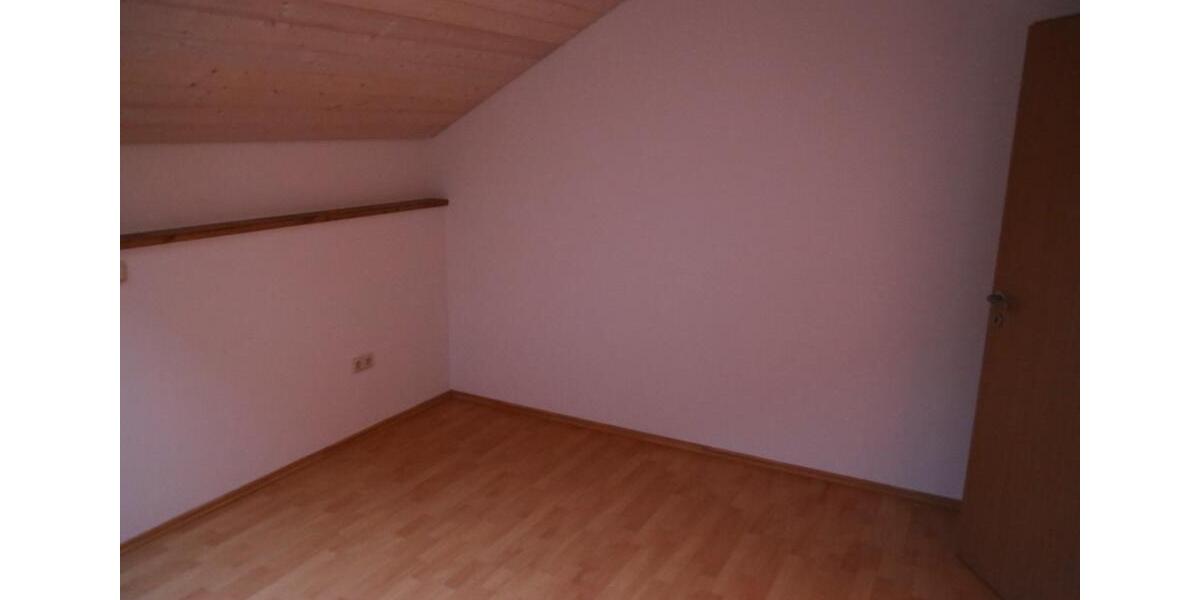 3 12 Zimmer-Wohnung zu vermieten in 86986 Schwabbruck 3.5 zimmer