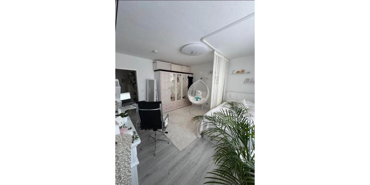 Erdgeschoßwohnung Bergisch Gladbach - 2 Zimmer, 65 m&sup2;, 220.000&euro; | Angebot:24732767