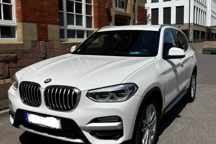 BMW X3 82.600 km 25.000 &euro; Freiburg 79106