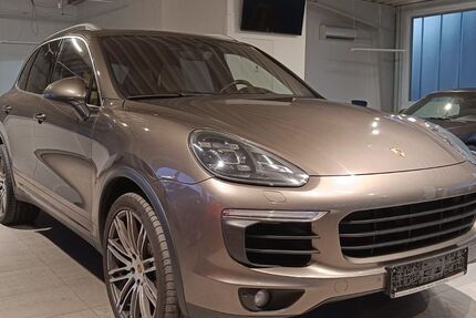 Porsche Cayenne 220.000 km 26.900 &euro; Templin 17268