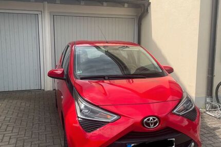 Toyota Aygo (X) 48.900 km 9.980 &euro; Peißenberg 82380