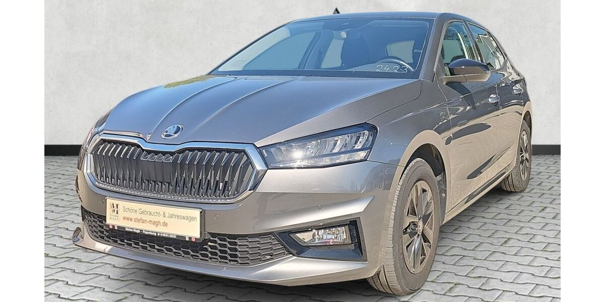 Skoda Fabia 12.682 km 17.890 &euro; Papenburg 26871