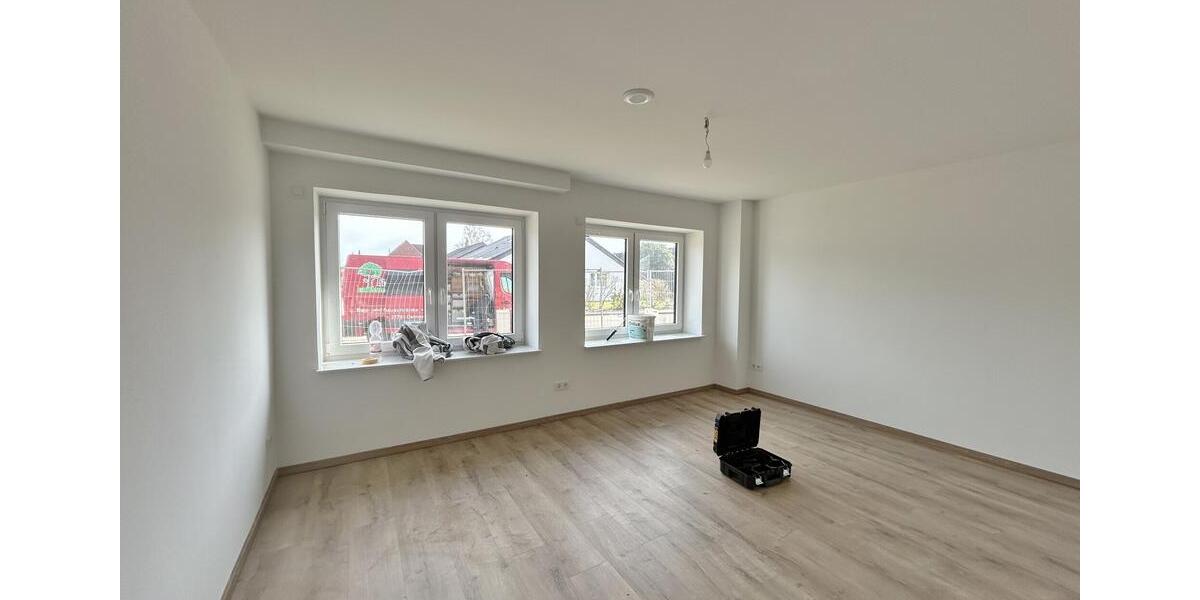 Einfamilienhaus Stuhr - 6 Zimmer, 205 m&sup2;, 2.100&euro; | Angebot:25477673