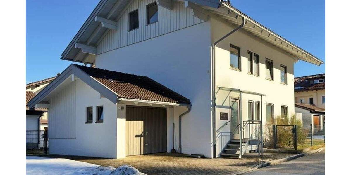 Mehrfamilienhaus, Wohnhaus Oberstaufen - 5 Zimmer, 165 m&sup2;, 850.000&euro; | Angebot:25836826