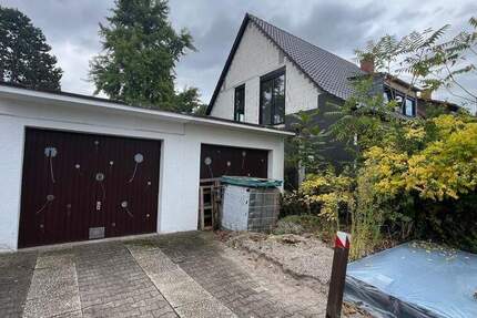 1000 qm Grundstück + Haus zum Fertigbauen oder Abriss zimmer