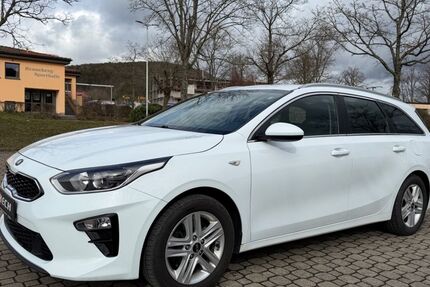 Kia ceed Sportswagon 225.321 km 8.318 &euro; Bad Bocklet 97708