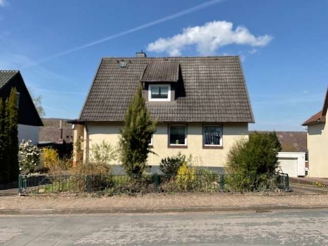 Einfamilienhaus Einbeck - 6 Zimmer, 125 m&sup2;, 149.000&euro; | Angebot:26366897