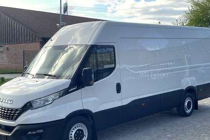 IVECO Daily 245.000 km 14.990 &euro; Berlin 12681