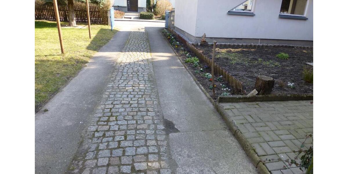 Etagenwohnung Niesky - 2 Zimmer, 44 m&sup2;, 230&euro; | Angebot:26195910