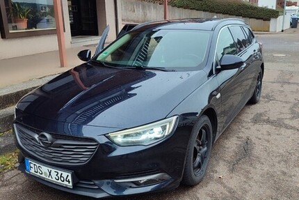 Opel Insignia Sports Tourer 121.000 km 9.999 € Waldachtal 72178