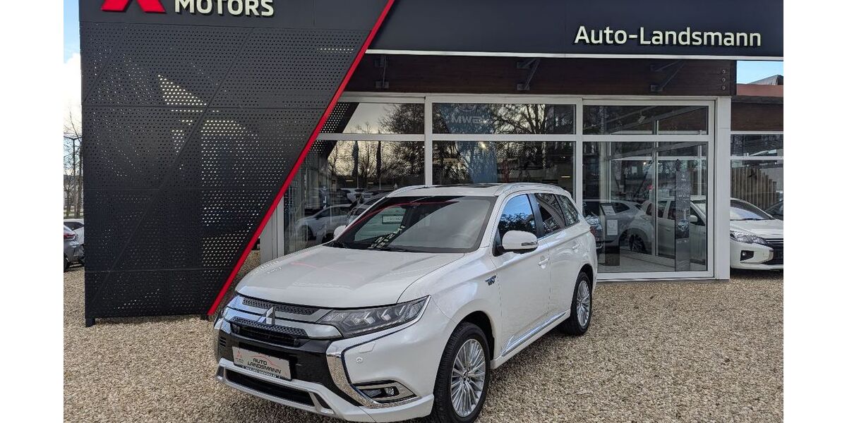 Mitsubishi Plug-in Hybrid Outlander 58.862 km 25.490 &euro; Regensburg 93055