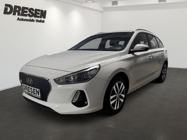 Hyundai i30 84.627 km 13.640 &euro; Neuss 41464