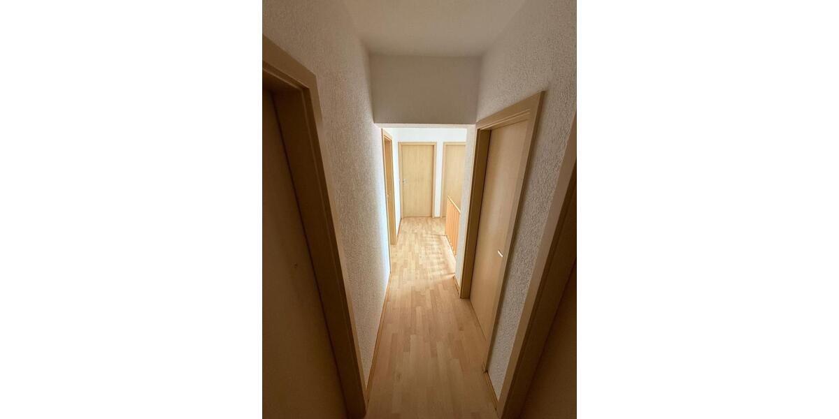 Einfamilienhaus Gebsattel - 7 Zimmer, 180 m&sup2;, 550.000&euro; | Angebot:26184225