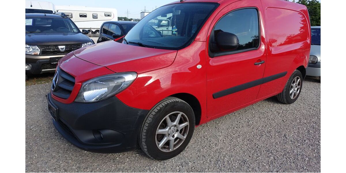 Mercedes-Benz Citan 192.000 km 3.950 &euro; Neumarkt/OPf 92318