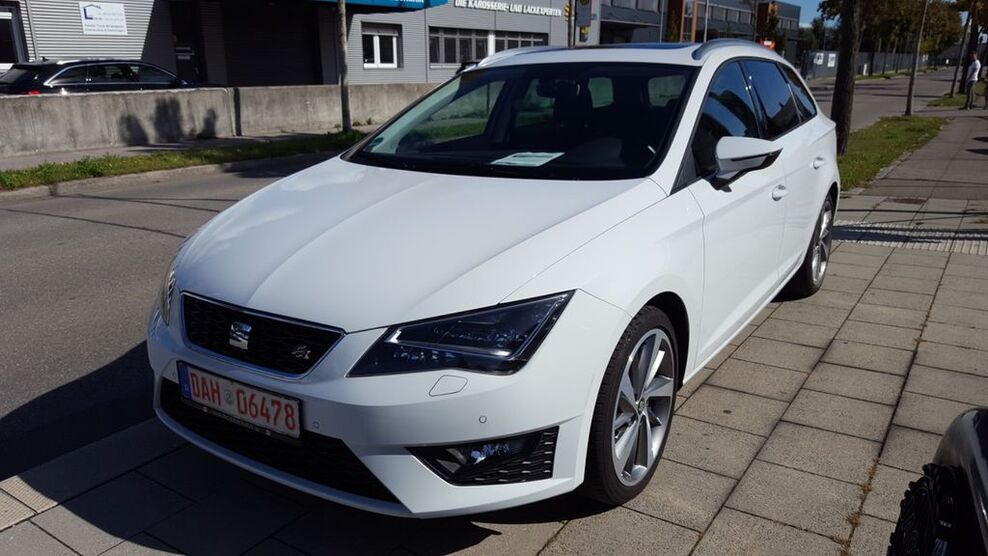 Seat Leon 203.000 km 10.900 € Dachau 85221