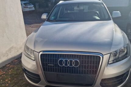 Audi Q5 174.000 km 12.800 &euro; Glashütten 61479