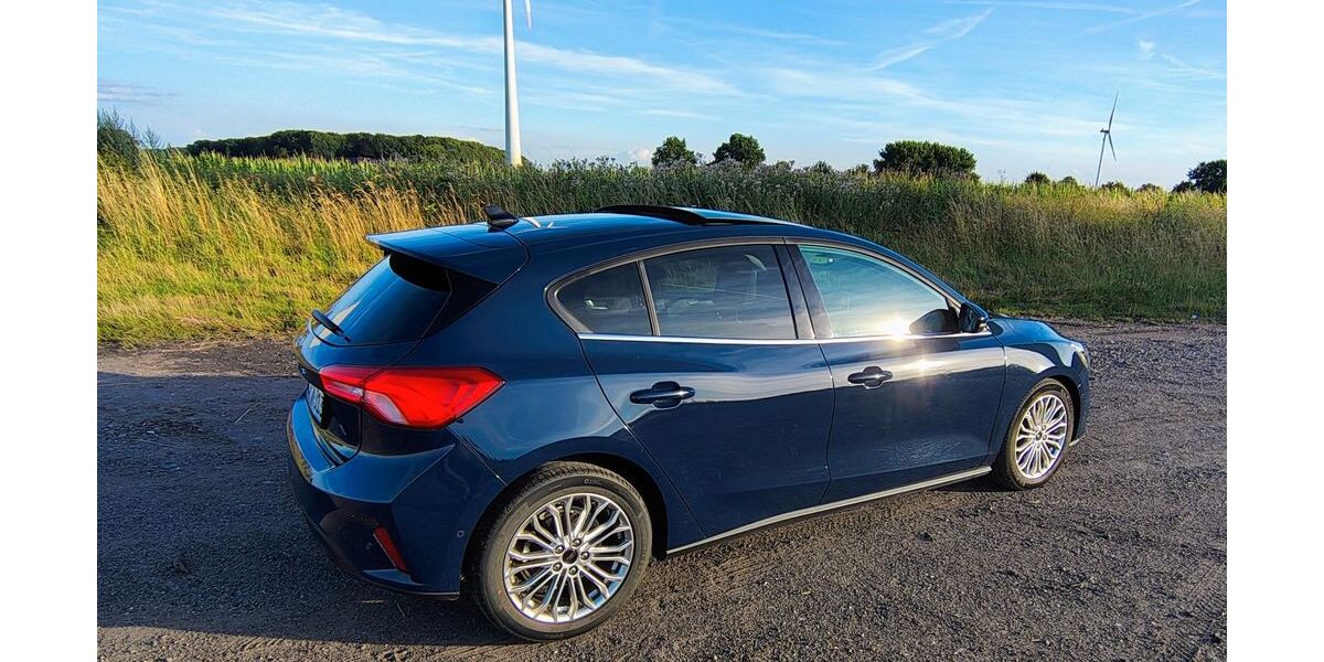 Ford Focus 69.000 km 15.990 &euro; Ahaus 48683