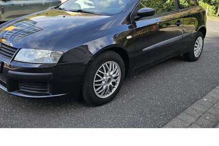 Fiat Stilo 1.2 16V 229.000 km 495 &euro; Schwalbach/Taunus 65824