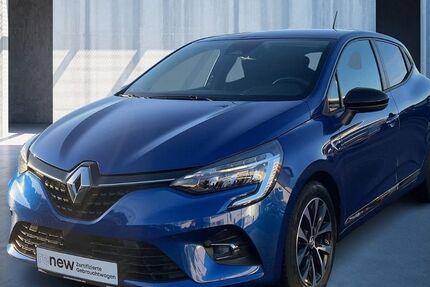 Renault Clio 13.506 km 13.912 &euro; Köln 50939