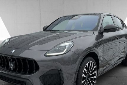 Maserati Grecale 6.666 km 88.606 &euro; Hamburg 20537