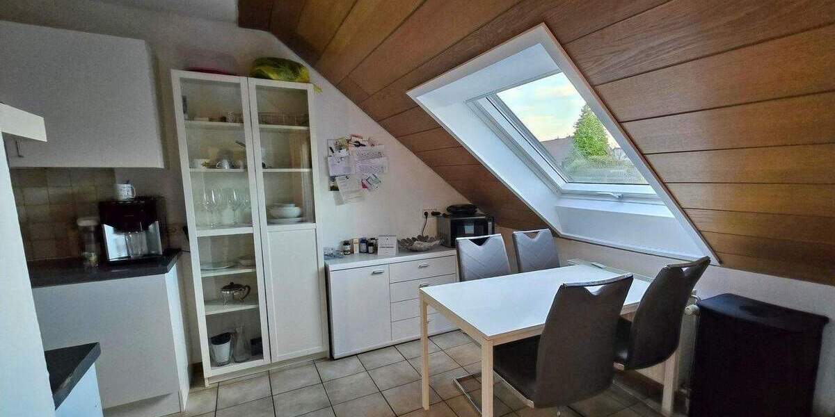 Etagenwohnung Karlsbad Langensteinbach - 5 Zimmer, 98 m&sup2;, 349.000&euro; | Angebot:25665812