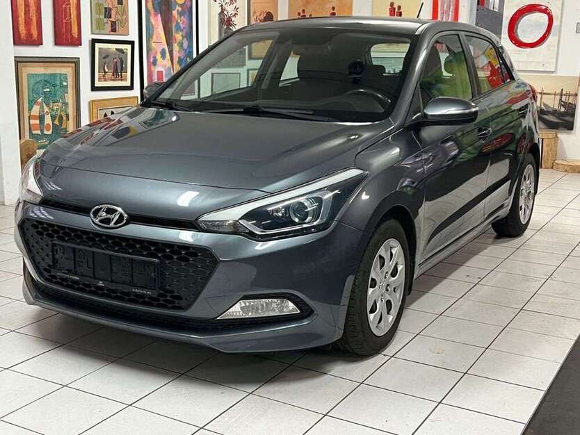 Hyundai i20 97.894 km 10.500 € Mayen 56727