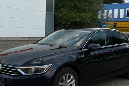VW Passat 181.354 km 11.100 &euro; Karlsruhe 76133
